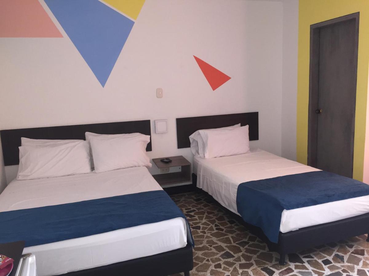 Hotel San Fermin Pereira Extérieur photo