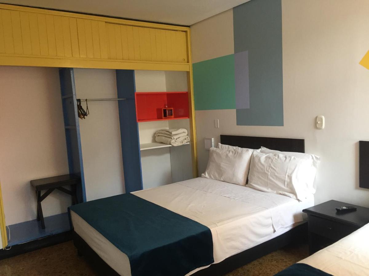 Hotel San Fermin Pereira Extérieur photo