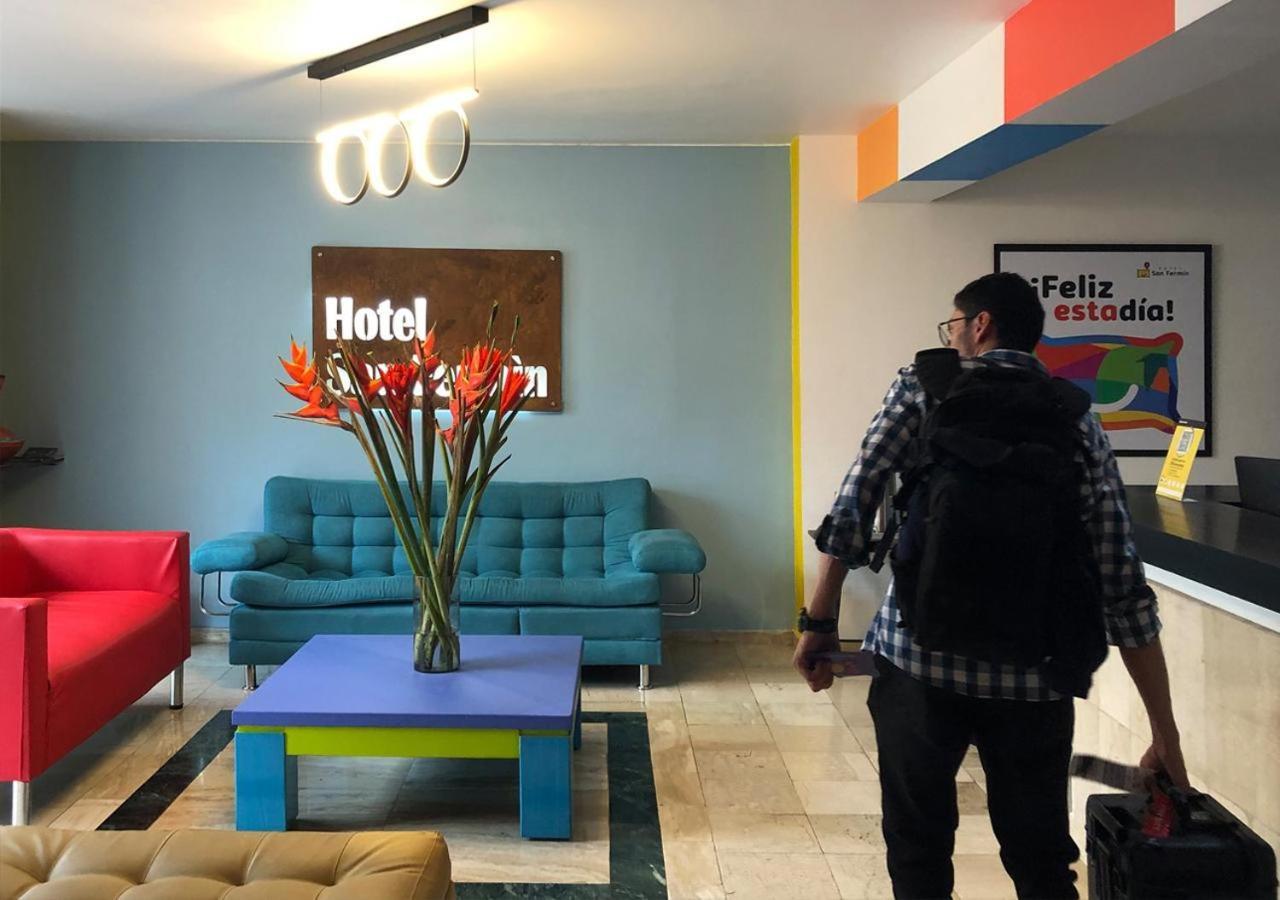 Hotel San Fermin Pereira Extérieur photo